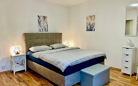 EasyStay#1 Cozy Studio in Kliniknähe, mit Netflix,Küche&Bad